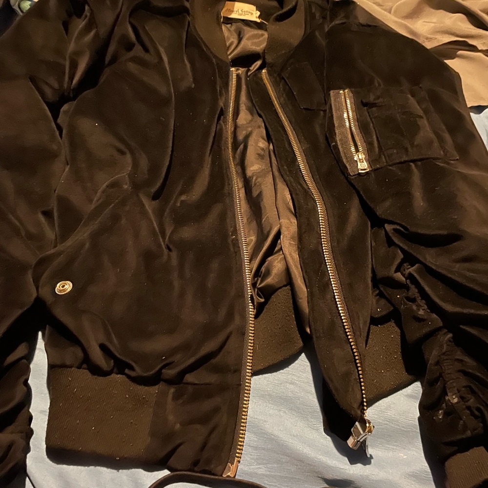 Black womens coat size large by Future - Picture 3 of 5